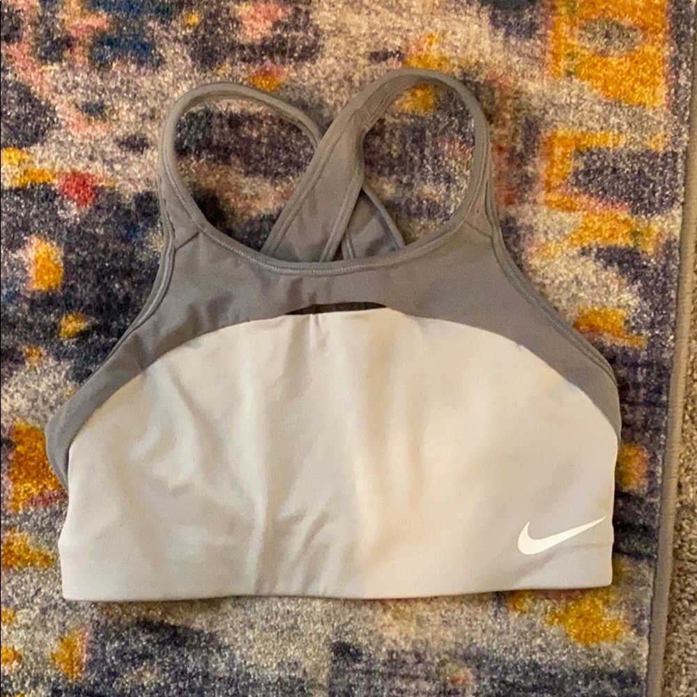 Nike Keyhole Sports Bra